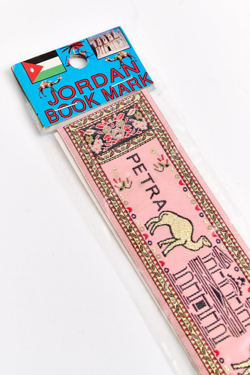 BOOKMARK CAMEL