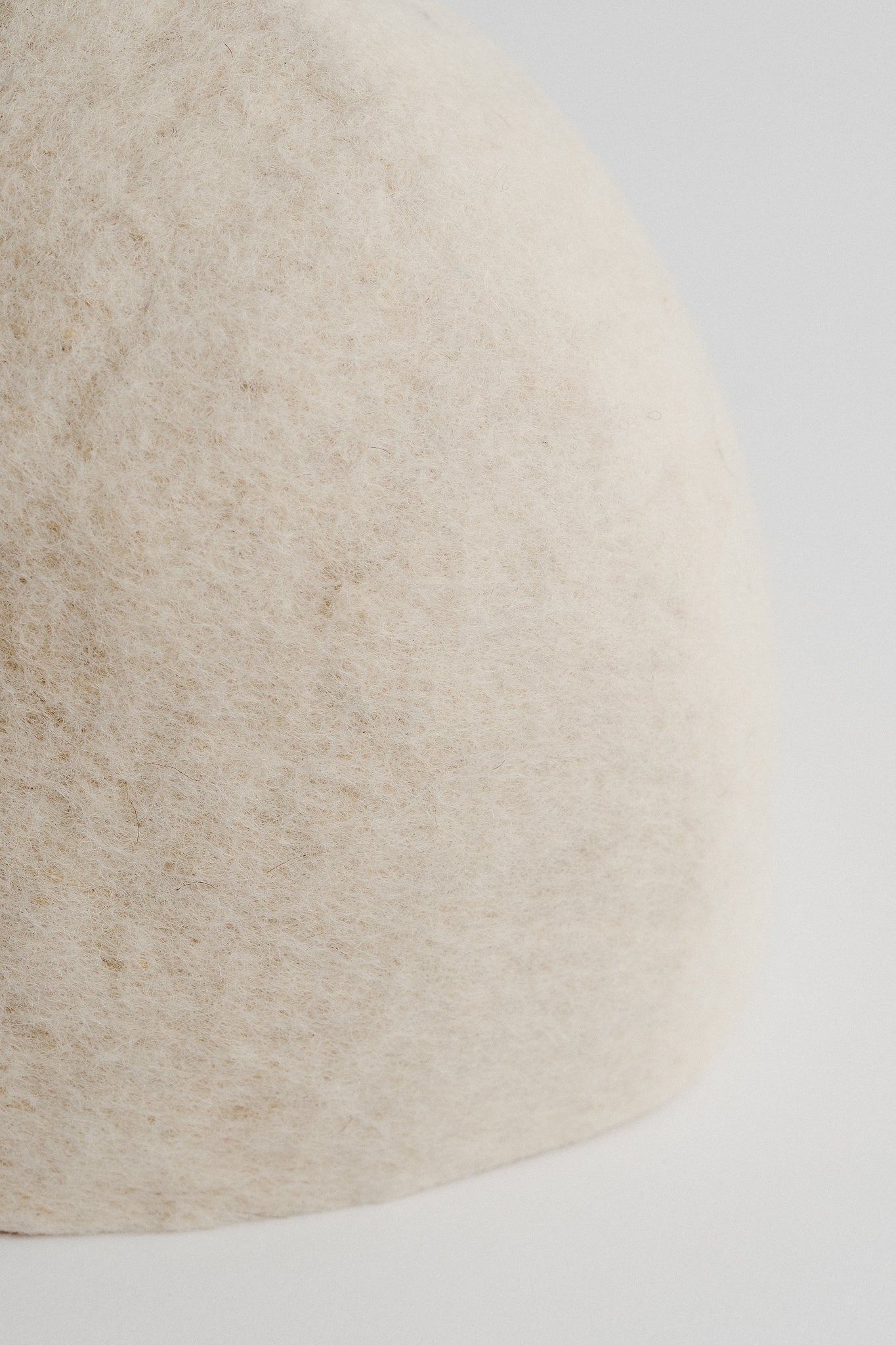 QELESHE WOOL LAMP