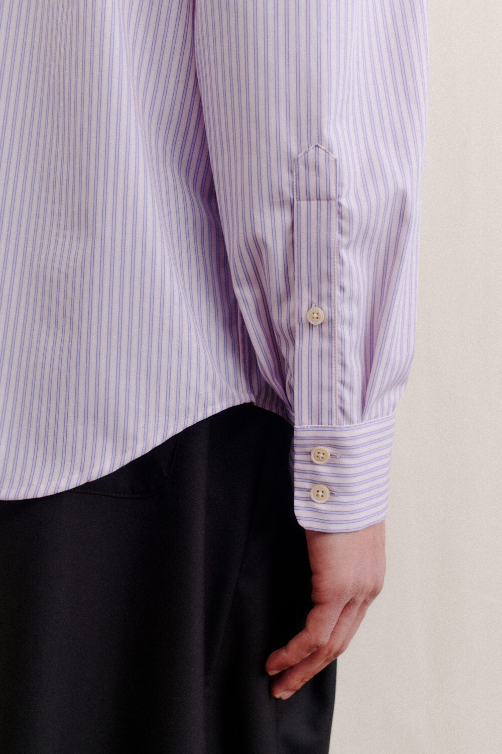 COSMO BUTTON DOWN SHIRT