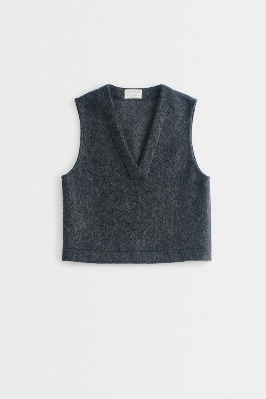 AYAVI VEST