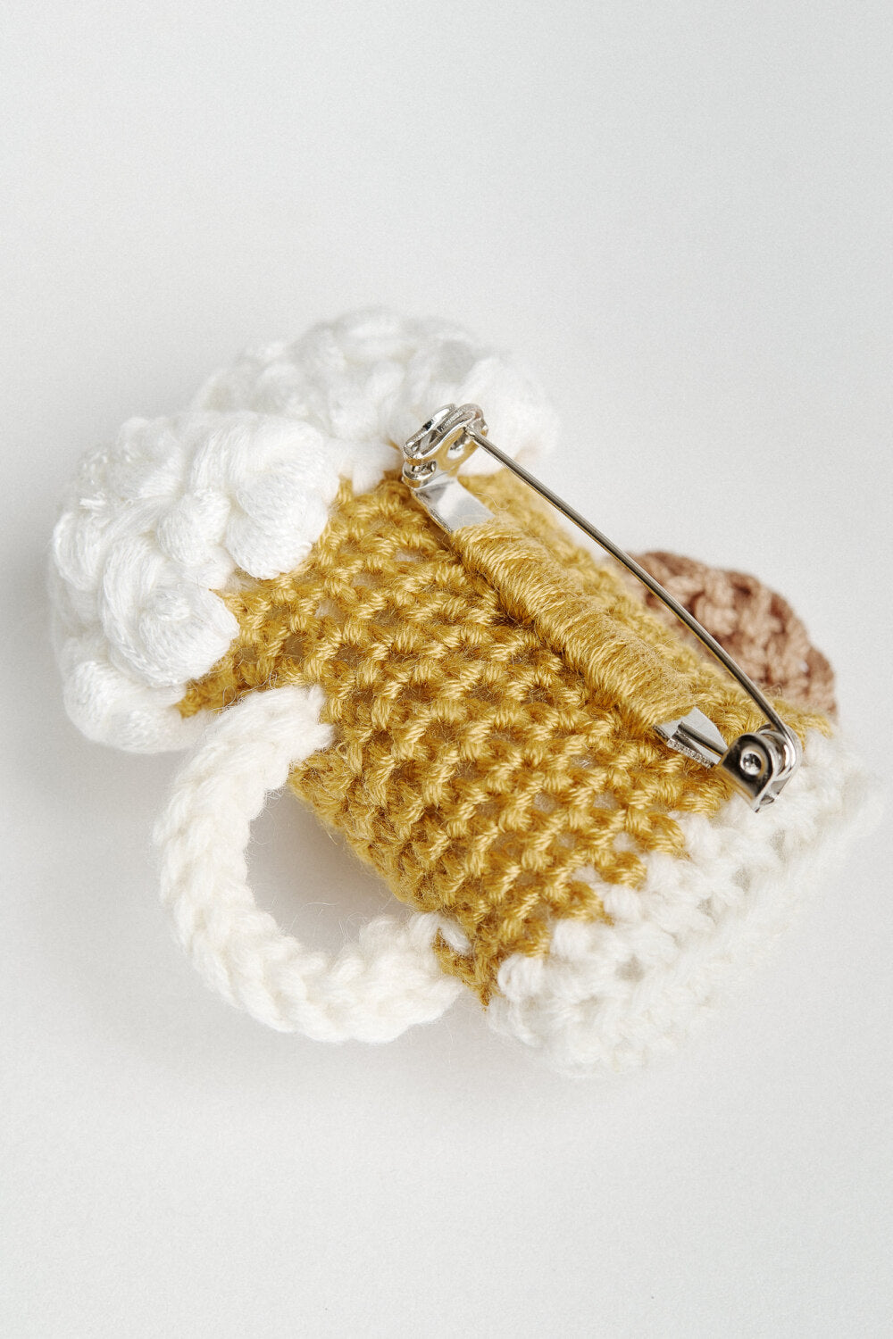 CROCHETED BROOCH