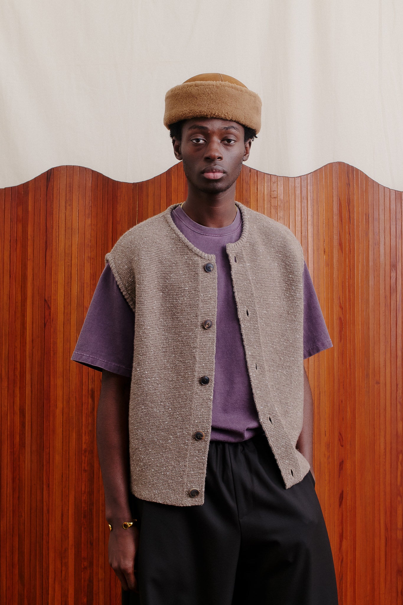 VICUNA KNIT VEST